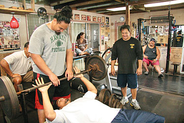 Weight Training At A Higher Level Starbulletin Com Sports